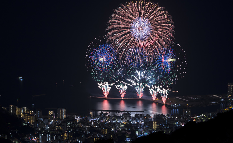 熱海の花火大会