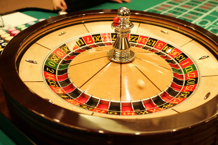 海外でしか楽しめない「カジノ」