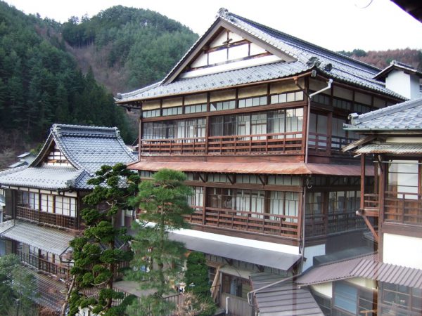 映画「卓球温泉」のロケ地になった長野の「ますや旅館」