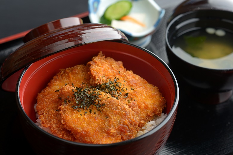 タレかつ丼