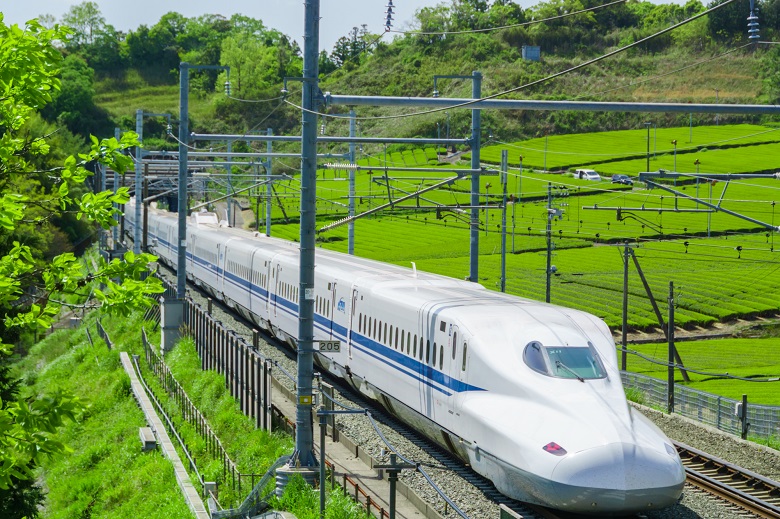 東海道新幹線で奈良へ
