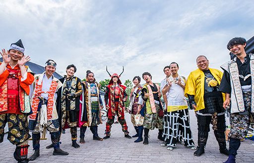 IKUSAが仕掛ける楽しいアクティビティ「チャンバラ合戦」
