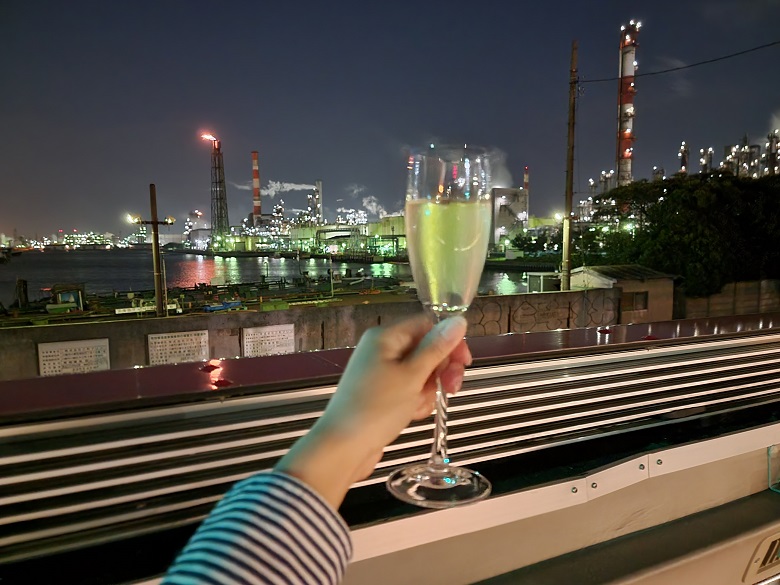 東京レストランバス・川崎工場夜景コース