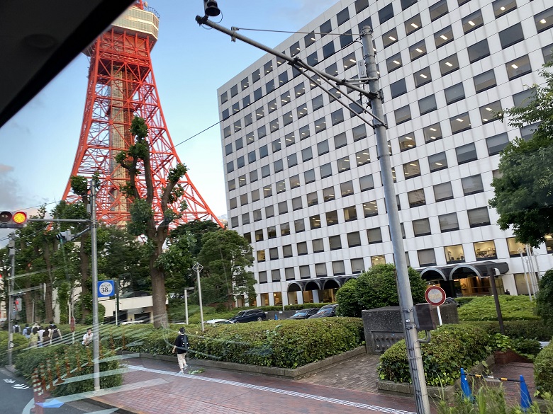 東京タワーや増上寺を見学