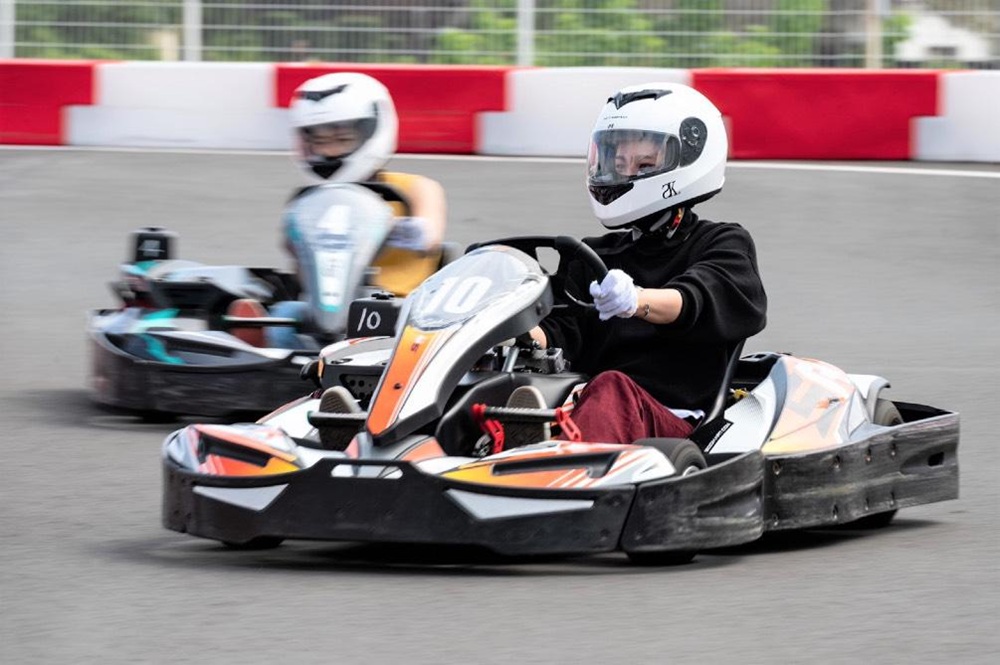 ISKサーキット貸切で楽しむレーサー体験